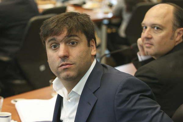 Bossio se mostroacute contrario a liquidar fondo de garantiacutea