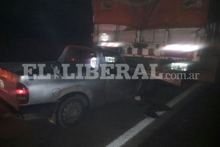 Choque en cadena rescatan a conductor atrapado entre los hierros retorcidos