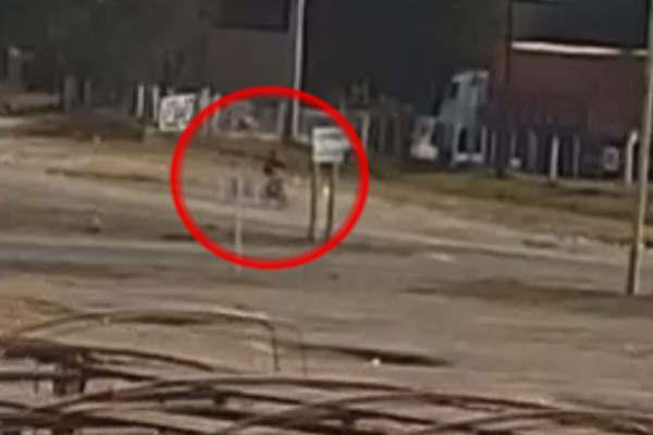 Se conocieron las uacuteltimas imaacutegenes con vida de Marito Salto llegando a la represa