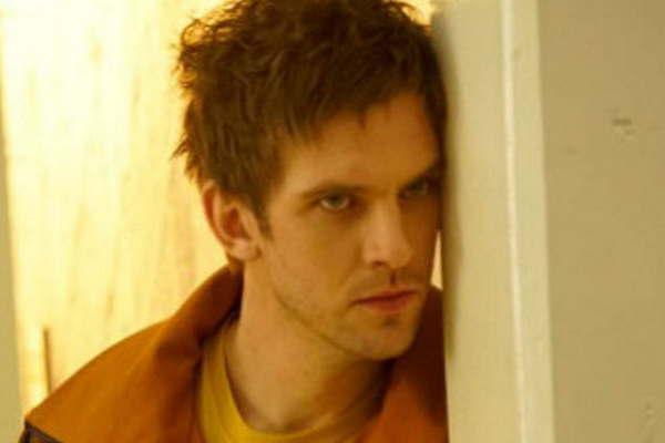 Llega la historia de un joven perturbado mentalmente 