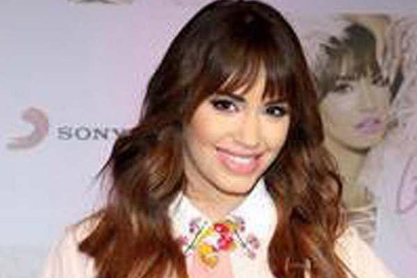 Lali Espoacutesito continuacutea cosechando eacutexitos con su nuevo disco