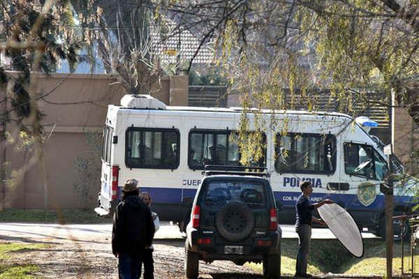 Allanan maacutes de diez propiedades en Tucumaacuten Santa Cruz y Tigre