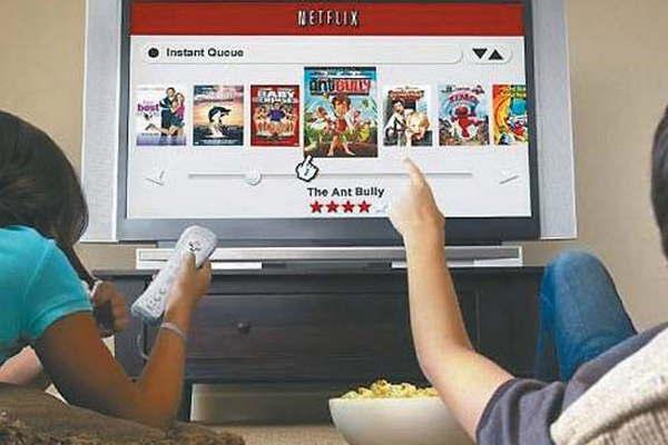 Casi la mitad de los hogares santiaguentildeos cuenta con una conexioacuten a internet seguacuten el Indec