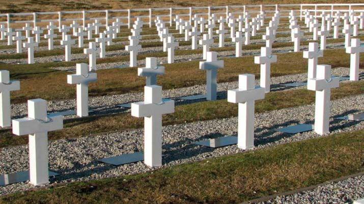 Argentina e Inglaterra avanzan en la identificacioacuten de los soldados caiacutedos