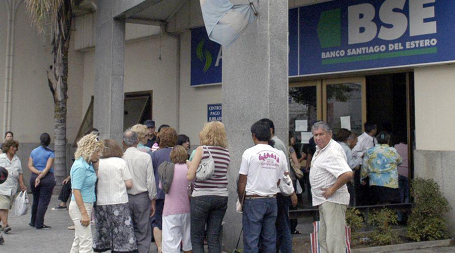 Esta semana continuacutea el pago de la Anses a jubilados y pensionados