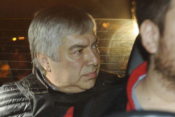 Ofrecen el programa de proteccioacuten de testigos a Laacutezaro Baacuteez