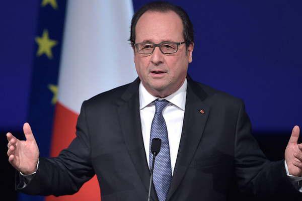 Franccedilois Hollande descartoacute convocar a un referendo sobre la UE