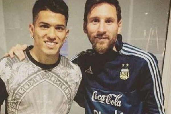 Messi fue fotografiado con la ropa de la seleccioacuten