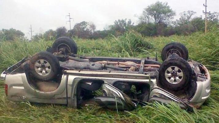 Familia portentildea salvoacute su vida de milagro tras volcar sobre ruta 34