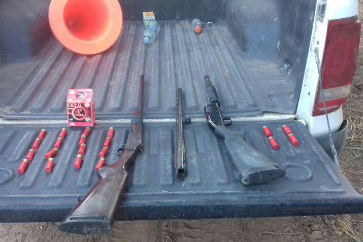 Secuestran armas de fuego en un allanamiento en Termas de Riacuteo Hondo