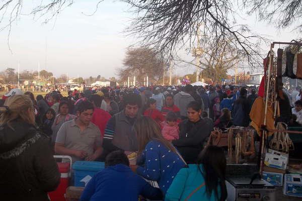 Completamente desbordada de gente Fernaacutendez espera su vigilia aniversario
