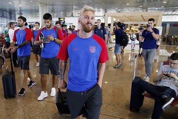 Messi en el aeropuerto de Barcelona