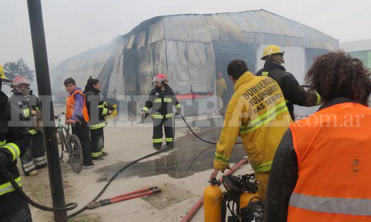 Un descuido fue el causante del incendio de la Feria de Las Termas