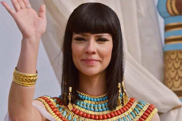 Camila Rodrigues desnudoacute a Nefertari  