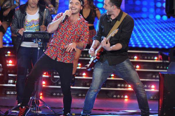 Maacuterama vendraacute a Santiago en octubre