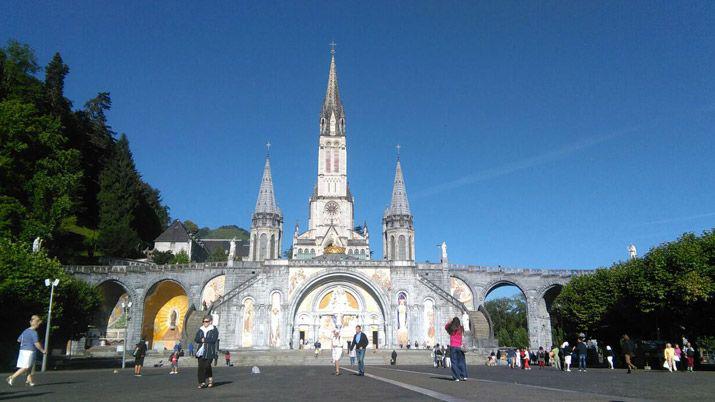 Santiagueña integra delegación que viajó a Polonia por la JMJ