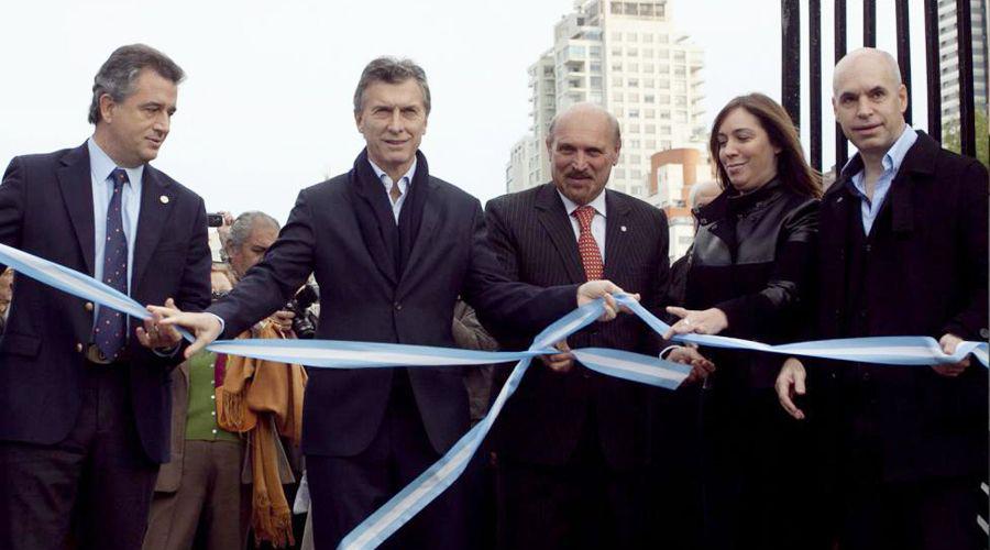 El Gobierno se acerca al campo y Macri va a La Rural