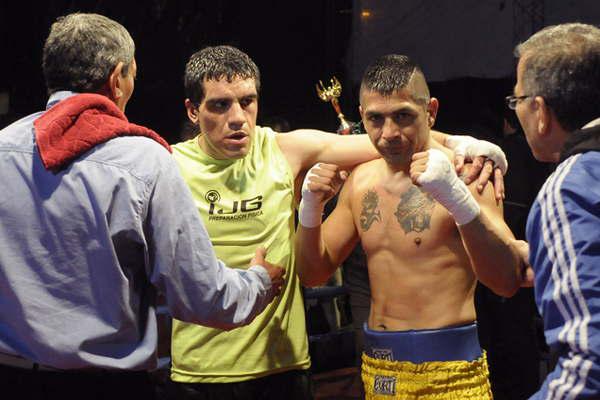 Careta Suaacuterez amargoacute el regreso de Bazooka