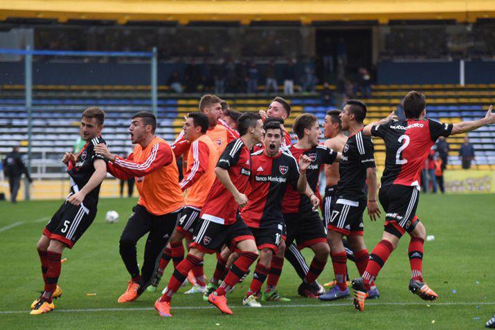 La Lepra dio rienda suelta al festejo tras los penales