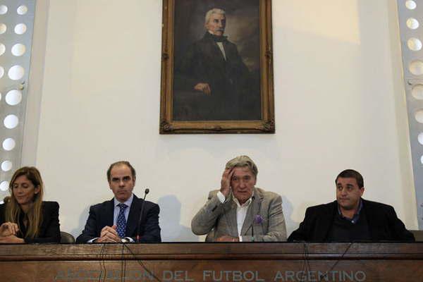 Peacuterez- Bauza era el maacutes potable de todos los candidatos