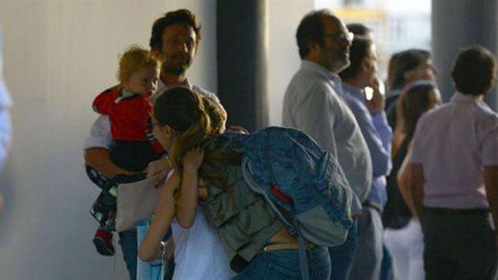 Pampita denuncioacute que Vicuntildea ve a sus hijos cuatro veces por mes