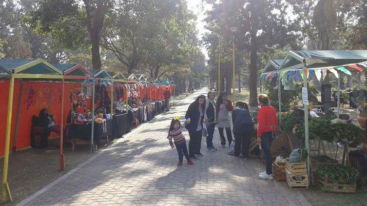 Los feriantes dijeron presente en Villa Riacuteo Hondo y el Parque Aguirre