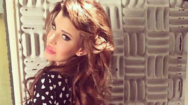 Charlotte Caniggia y su perreo sexy 