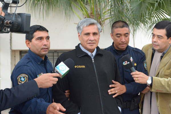 Padre Ruiz- Me puse en manos de Dios y Dios movioacute las manos de los hombres