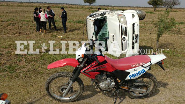 Dos personas resultaron lesionadas en espectacular vuelco en Friacuteas