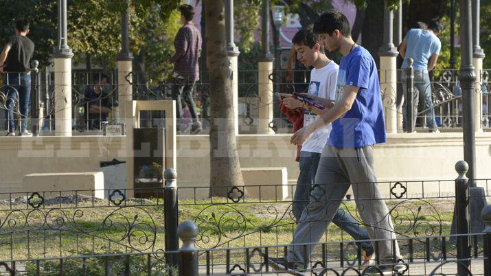 Pokemoacuten GO en Santiago- la policiacutea recomienda precaucioacuten