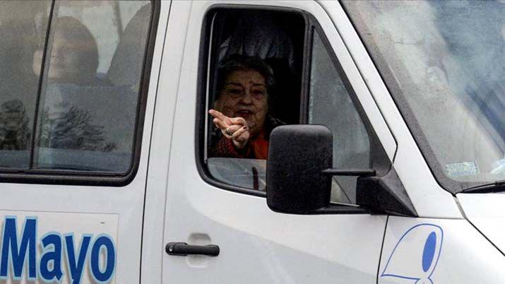 Hebe de Bonafini fue recibida por una multitud y convocoacute a nuevas marchas