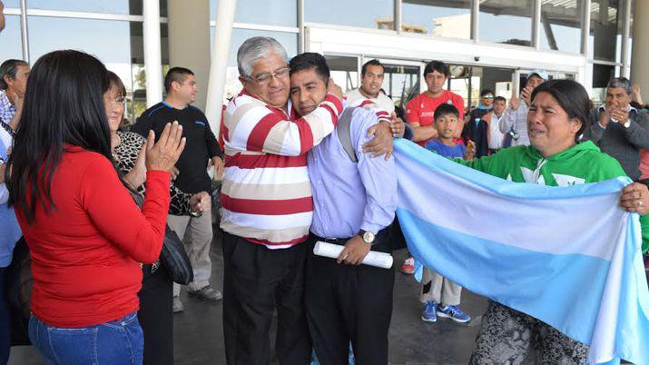 Daniel Maldonado se recibioacute de meacutedico en Cuba