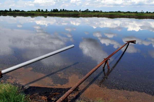 Conformaraacuten una mesa nacional para abordar una solucioacuten a la vinaza