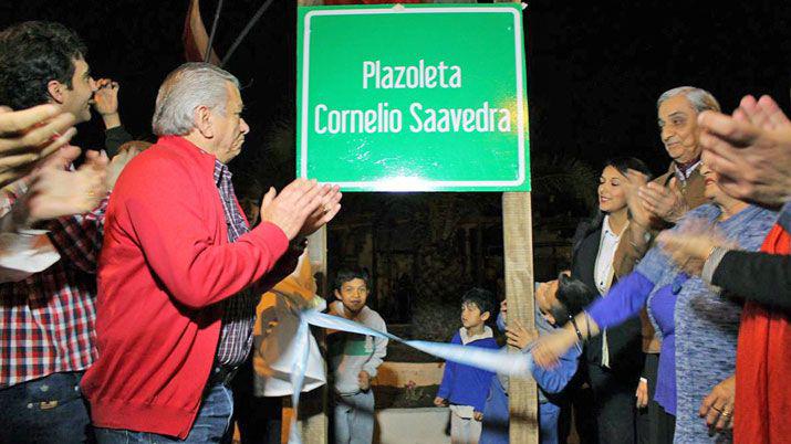 Infante inauguroacute las obras de remodelacioacuten de una plazoleta