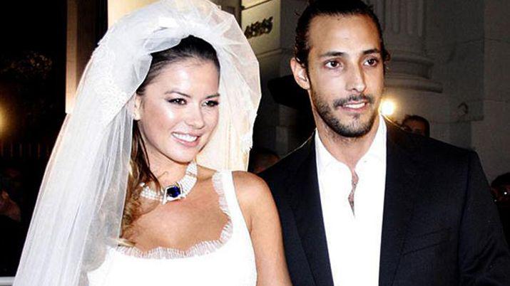 Farintildea sospecha que Karina Jelinek le roboacute 300 mil doacutelares