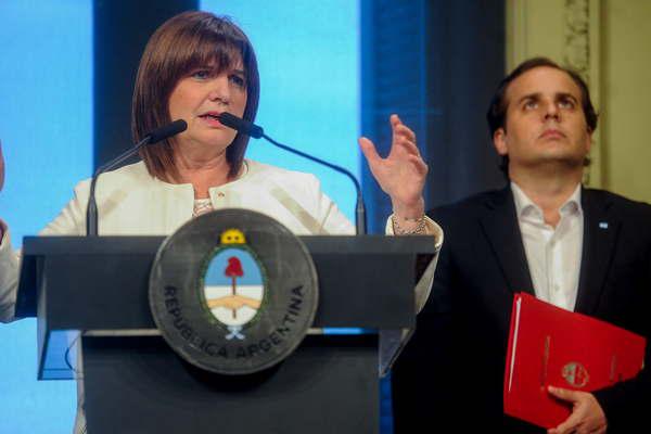 El Gobierno lanzoacute un proyecto para terminar con la violencia en el fuacutetbol