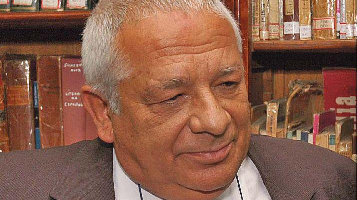 ldquoCumplioacute un rol social de atraer a la poesiacutea argentina en Friacuteasrdquo