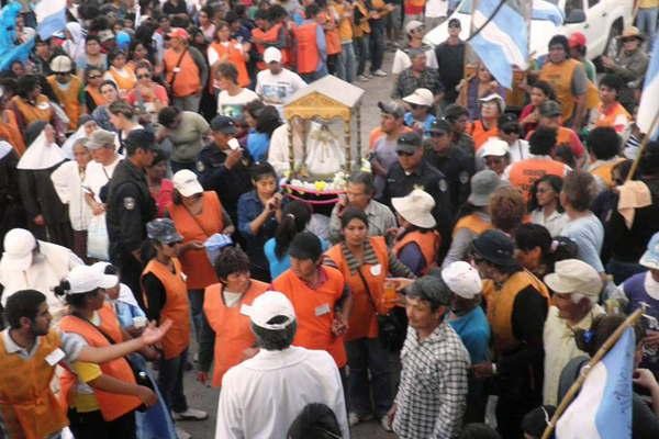Concluye hoy la fiesta patronal de la Virgen del Carballo en Monte Quemado