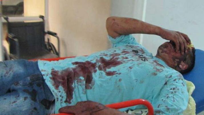 No lo dejaron entrar a una fiesta y le clavoacute un cuchillo al duentildeo de casa