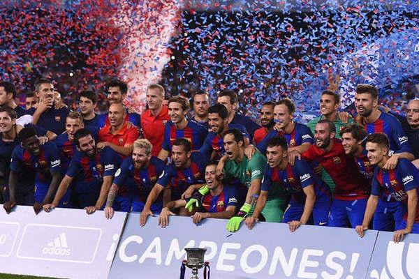 Messi ganoacute otra copa con el Barccedila 