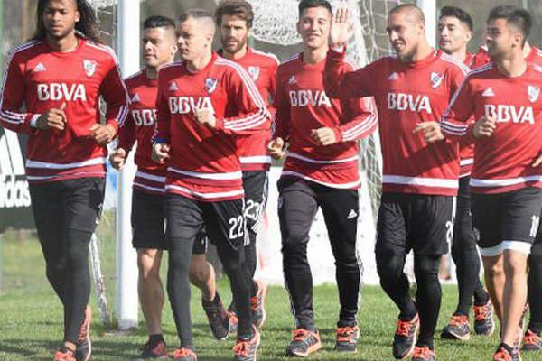 Por el deacutecimo tiacutetulo internacional