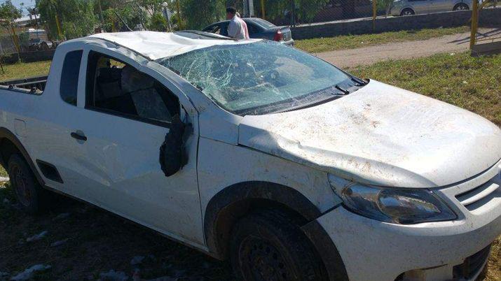 Terrible vuelco en ruta 34 dejoacute a una pareja herida