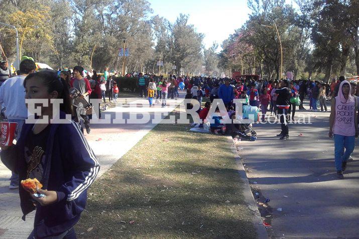 El festejo del Diacutea del Nintildeo en el Parque Aguirre