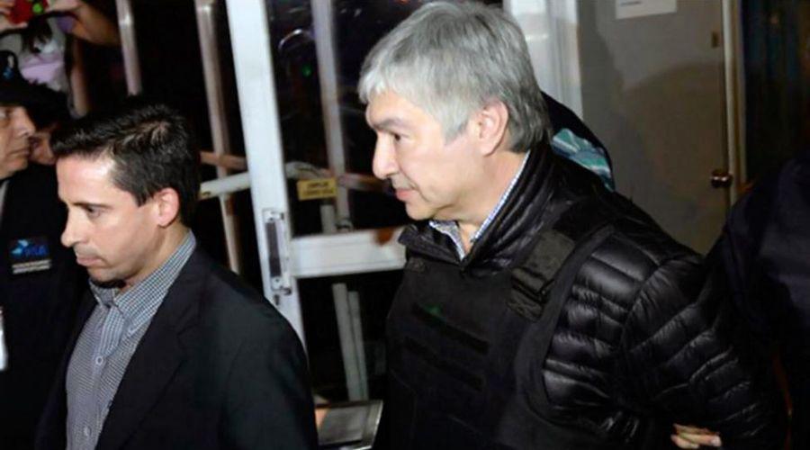 Nuevas evidencias de contratos irregulares para favorecer a Baacuteez