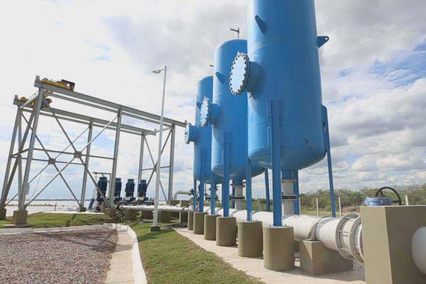 La gobernadora autorizoacute nuevas obras hiacutedricas viales y educativas