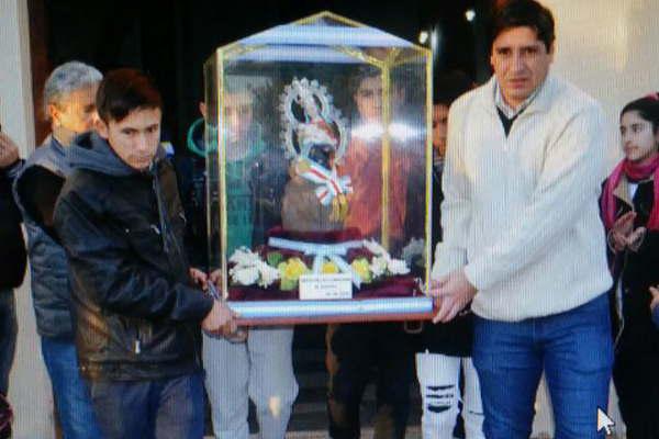 La Virgen de Sumampa ya peregrina por el interior en honor a Mama Antula