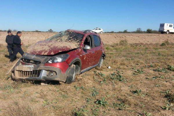 Un matrimonio se salva de milagro tras espectacular vuelco
