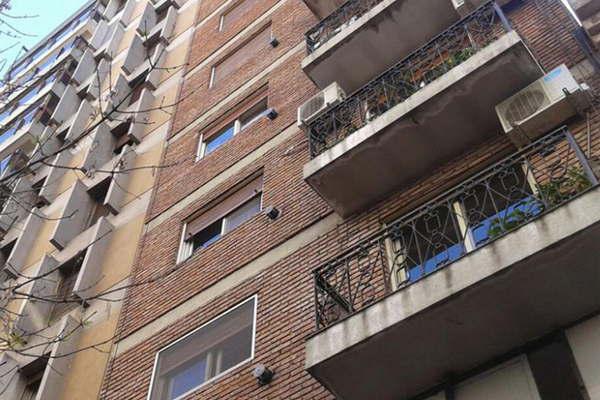 Misterio en torno al crimen de una psiquiatra santiaguentildea arrojada desde un tercer piso