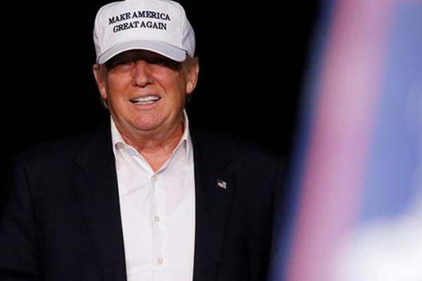 Trump le baja el tono a su poliacutetica inmigratoria