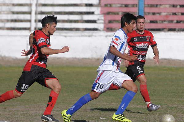 Sarmiento y Veacutelez de San Ramoacuten empataron 1 a 1